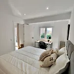 Stunning Apartment In Vlc Centre
