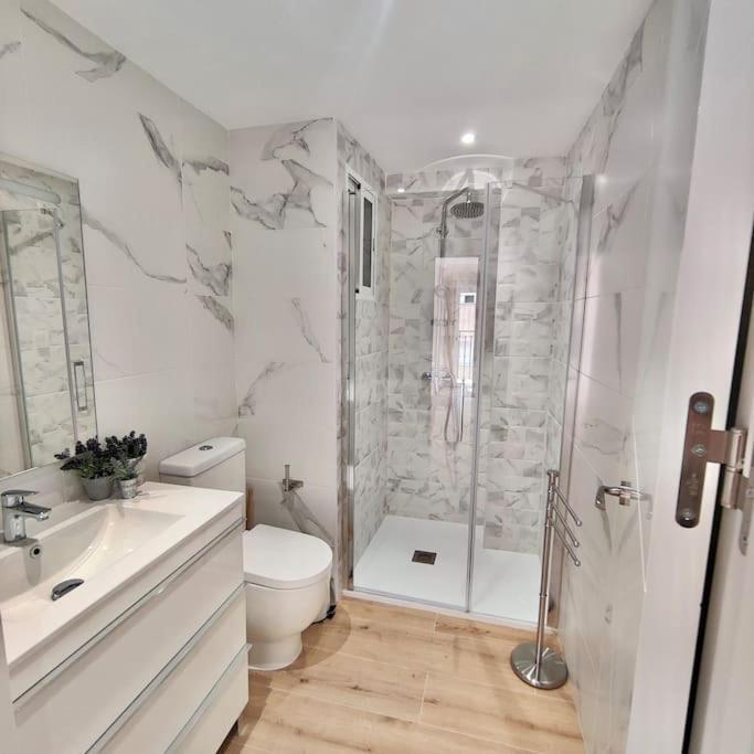 Stunning In Vlc Centre Apartamento *